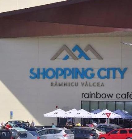 Ferienwohnung Shopping Cyti Cu 5 Râmnicu Vâlcea Exterior foto