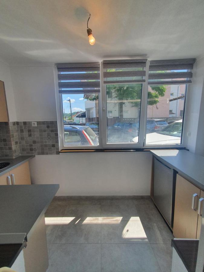 Ferienwohnung Shopping Cyti Cu 5 Râmnicu Vâlcea Exterior foto